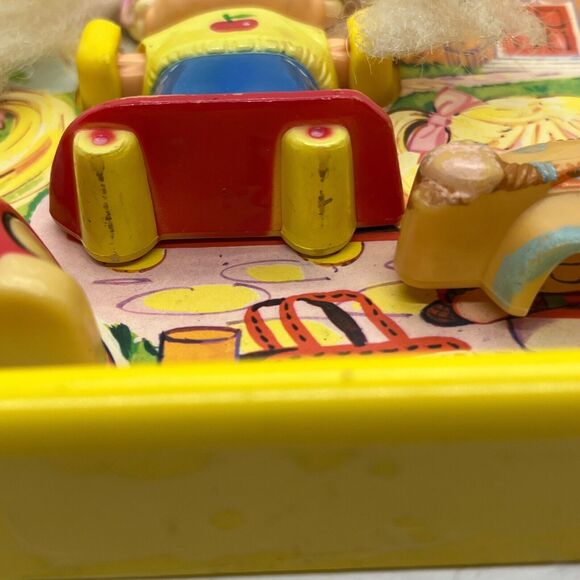 Dolly Pops Doll Set Outdoor Playtime 1979 Retro Skateboard Car Tennis Carry Case - Picture 11 of 13